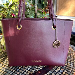 MICHAEL KORS Walsh Multifunctional Medium Tote In Merlot NWOT